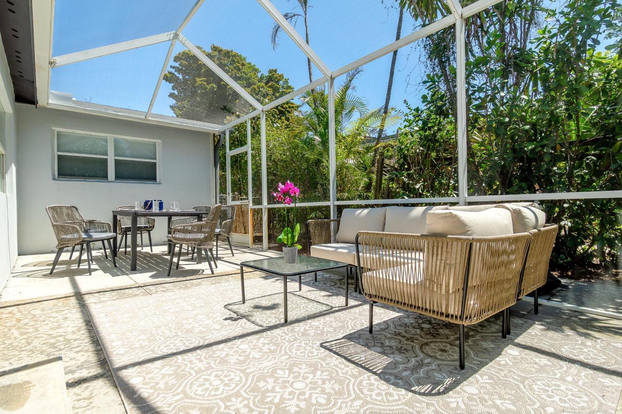 West Palm Beach Elegant 5Br With Hot Tub And Fire Pit Near Beach Exterior photo
