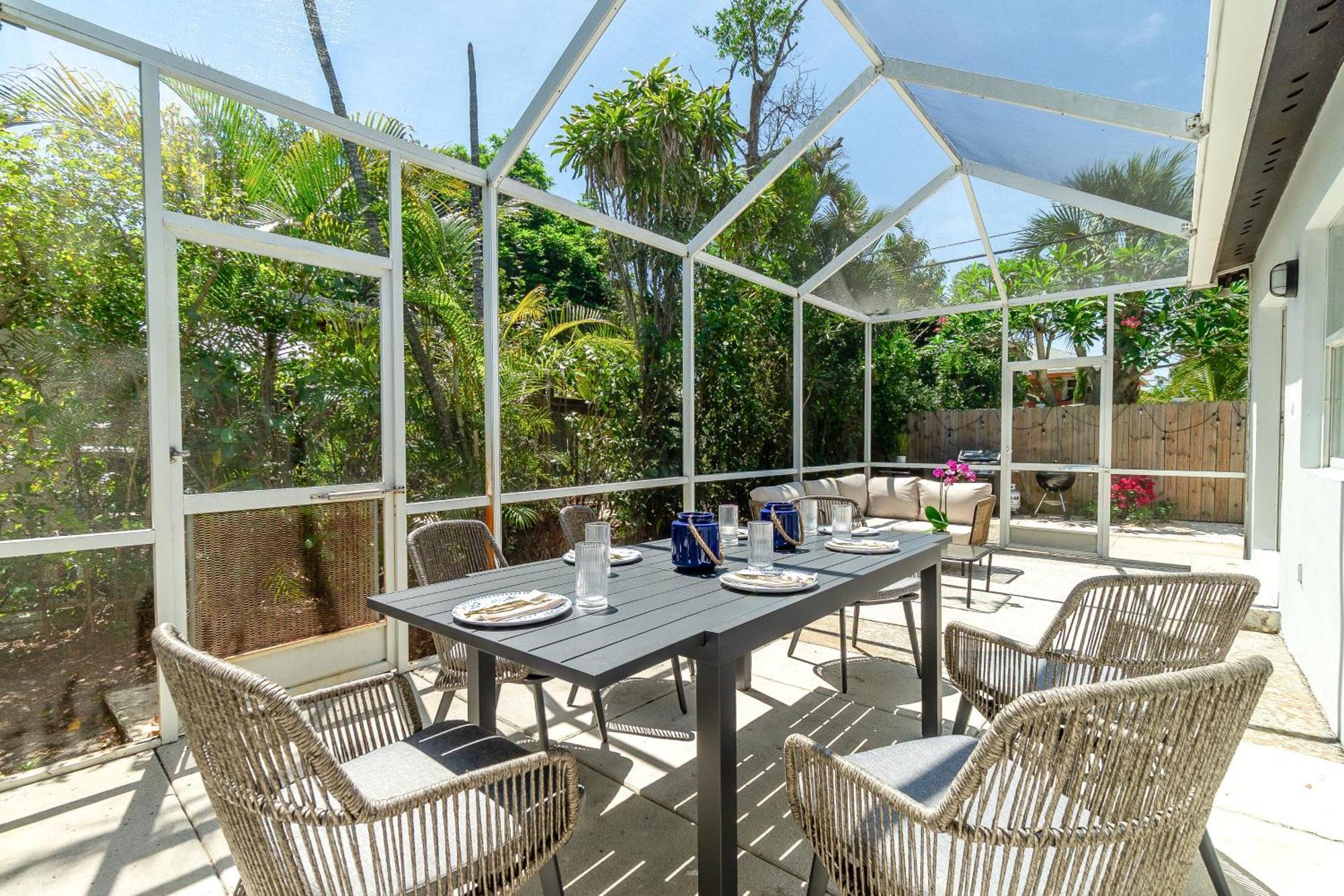 West Palm Beach Elegant 5Br With Hot Tub And Fire Pit Near Beach Exterior photo